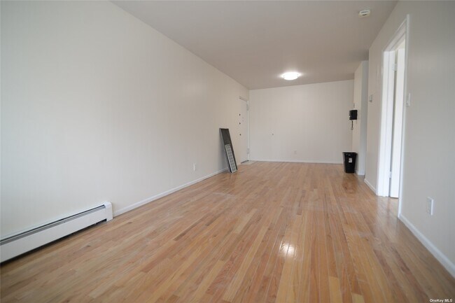 Building Photo - 46-12 161 St