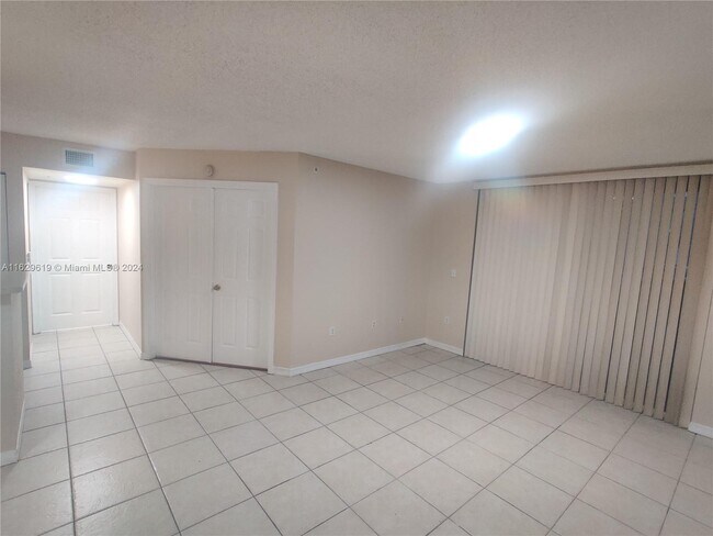 Foto del edificio - 720 SW 111th Ave