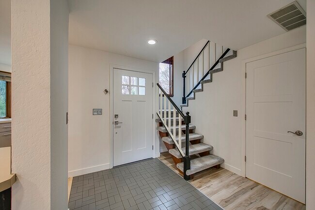 Foto del edificio - 2075 N 13th St