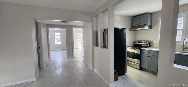 Foto del edificio - 192 Cypress Dr