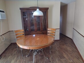 Dining room - 310 Old Covington Hwy