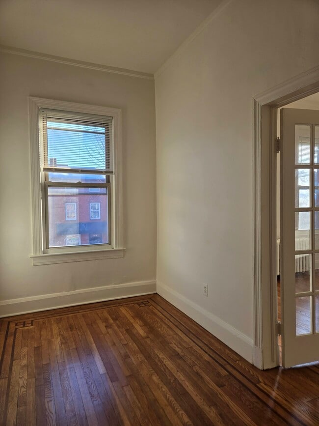 Building Photo - 1900 Aliceanna St