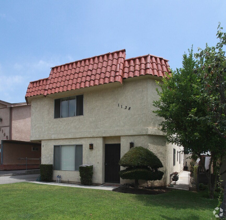 Building Photo - 1138 Irving Ave