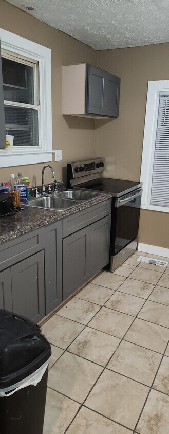 Kitchen 1.1 - 22 Margaret St
