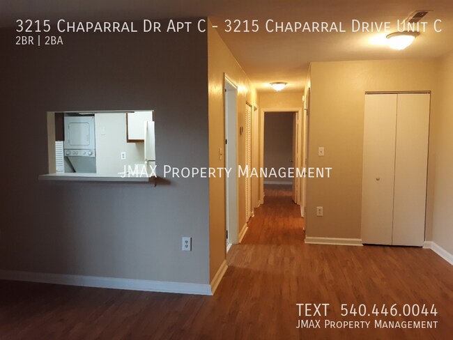 Foto del edificio - 3215 Chaparral Dr