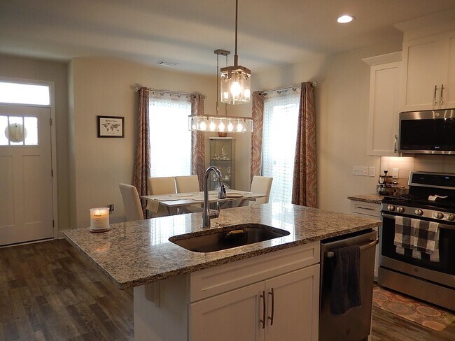 Foto del edificio - 2886 Fontana St