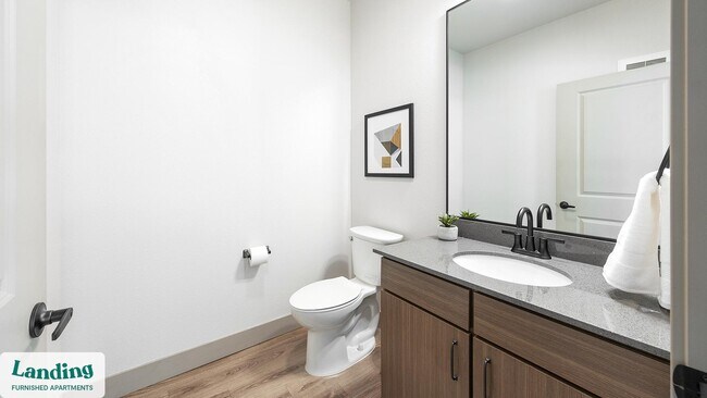 Foto del edificio - 300 E Fremont Pl