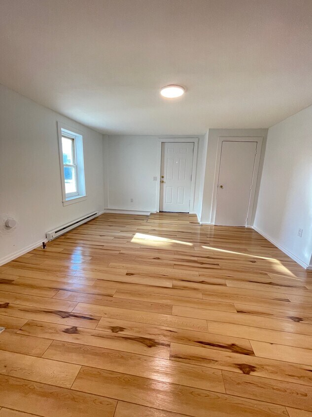 57 Carter St Unit 4, Newburgh, NY 12550 Apartments in Newburgh, NY