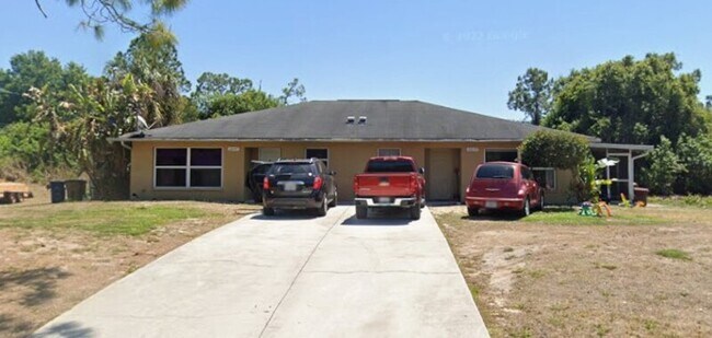 Foto del edificio - 2217 Leda Ave S