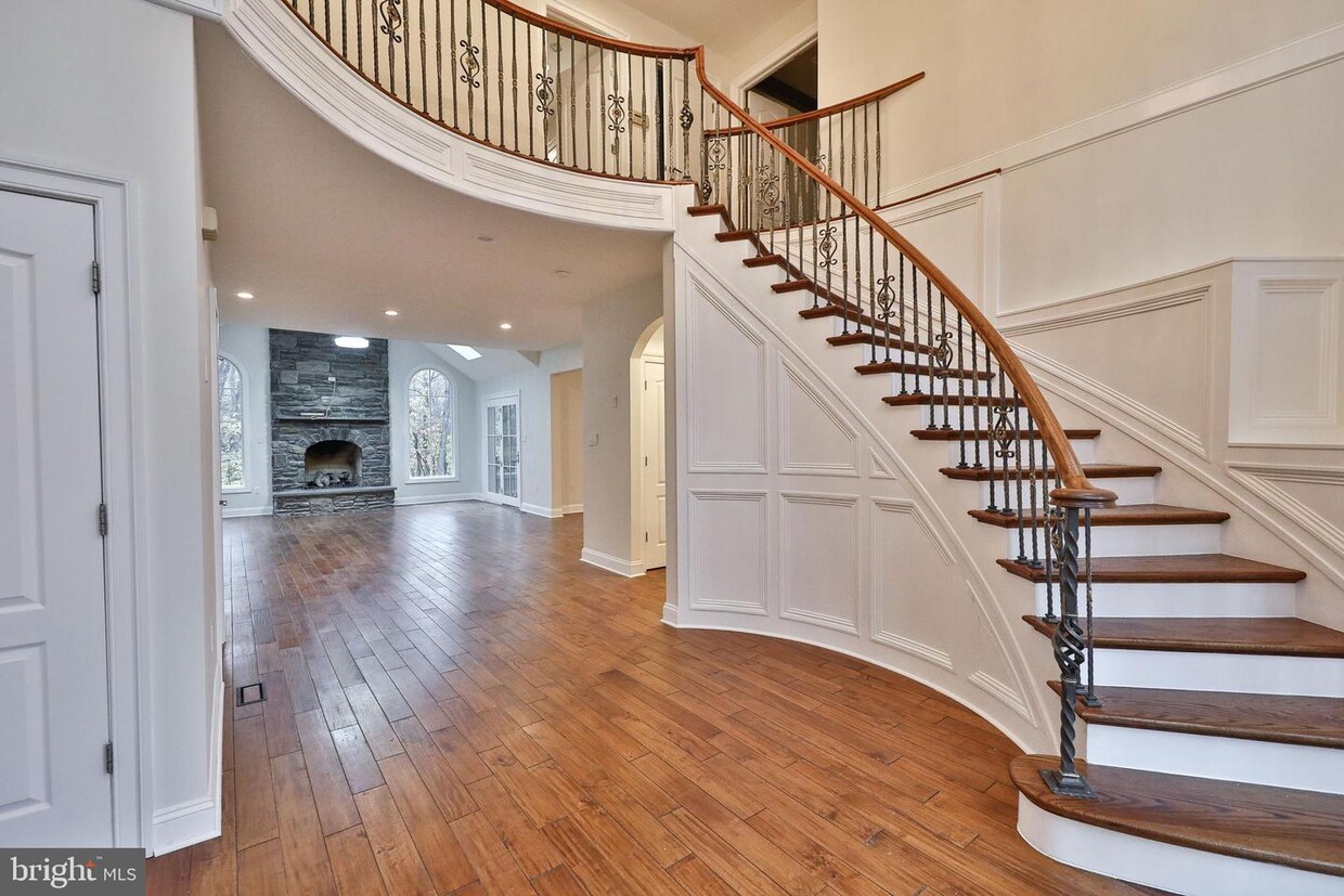 Foto principal - 1420 Centennial Rd