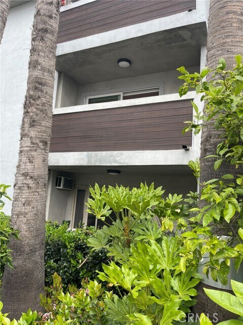 Foto del edificio - 1124 N La Cienega Blvd