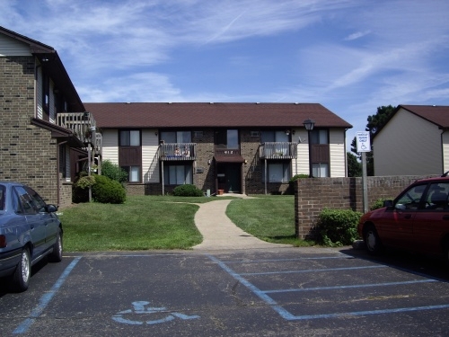 Building Photo - Galesburg Village Apartments