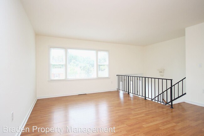 Building Photo - 3 br, 1.5 bath House - 2309 Wakefield Road...