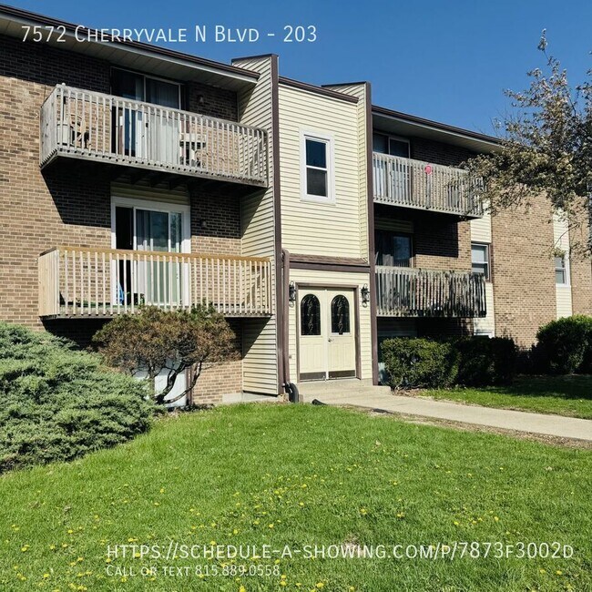 Foto del edificio - 7572 Cherryvale N Blvd