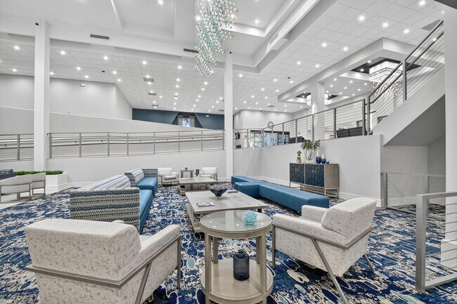 Foto del edificio - 14887 Bal Moral Ln