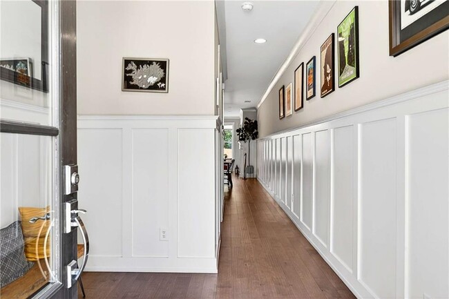 Foto del edificio - 166 Bellehaven Dr