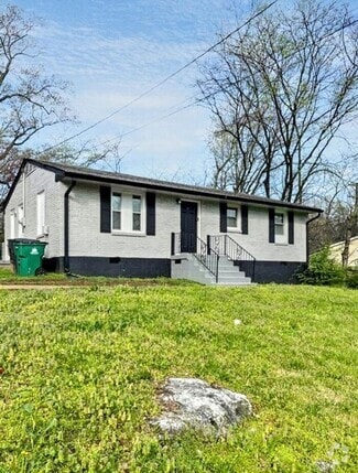 Building Photo - 803 Patricia Dr