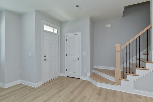 Foto del edificio - 341 Old Grove Ln