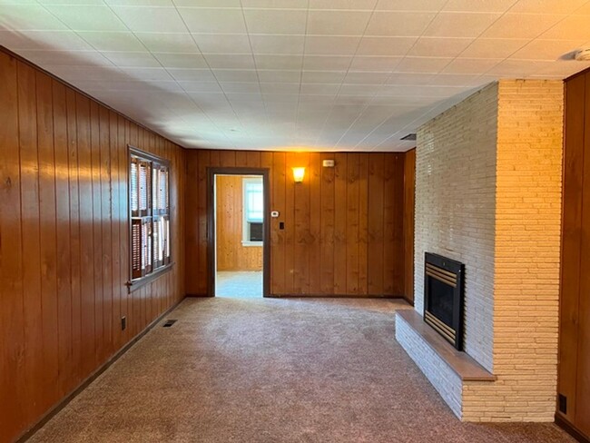 Foto del edificio - 4Bd/2Ba Two Story House-Available soon