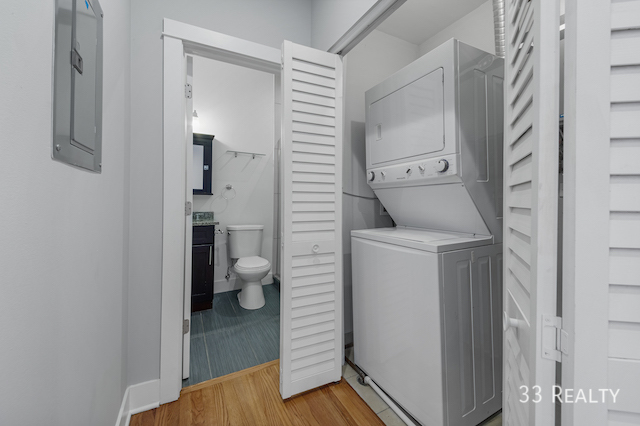Building Photo - Beautiful Top Floor 1 bedroom in Noble Square