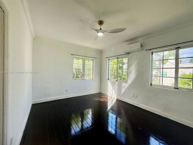 Foto del edificio - 1619 Meridian Ave