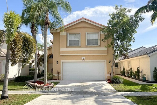 Building Photo - 17460 SW 22nd St