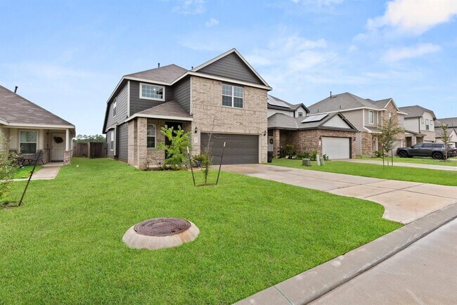 Building Photo - 23631 Rainbow Eucalyptus Dr