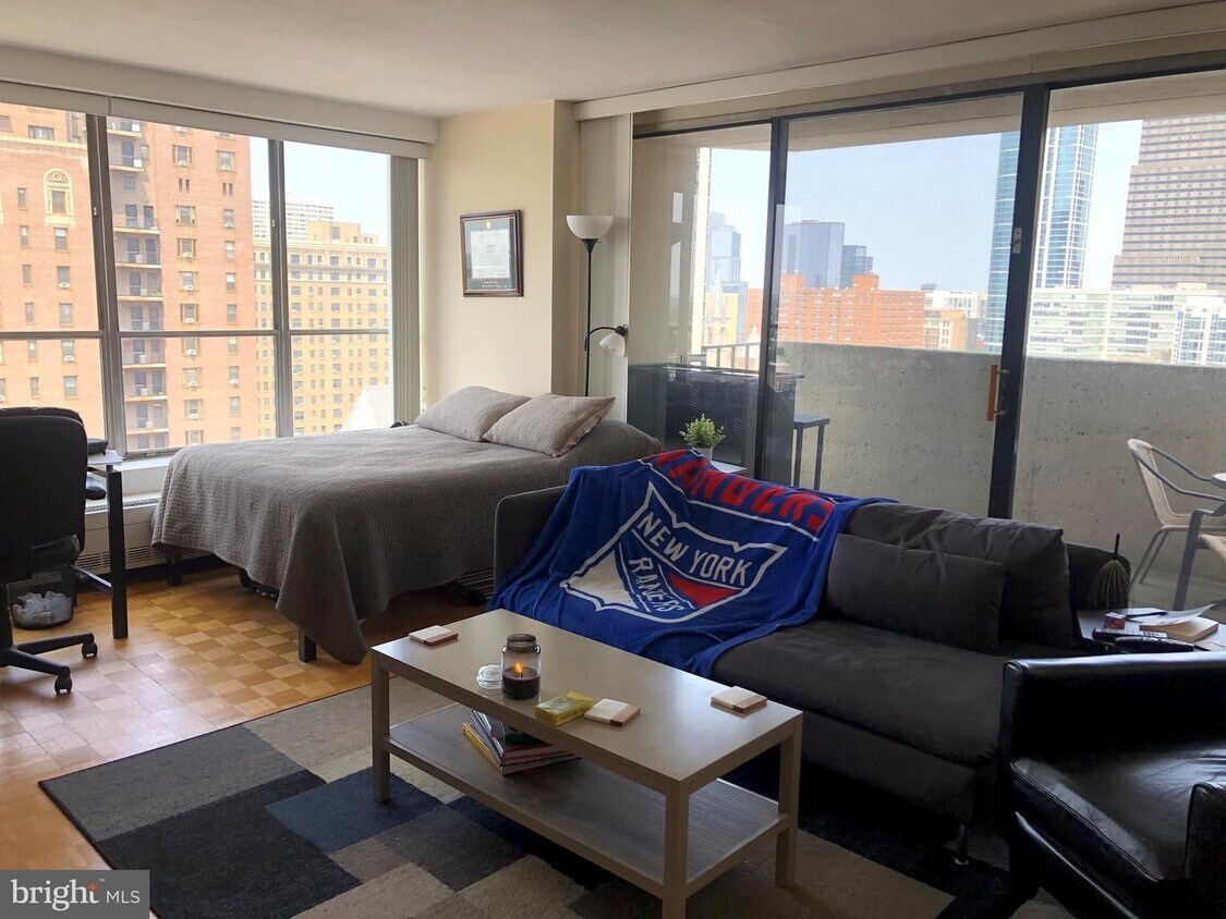 224 W Rittenhouse Square Unit 1615A, Philadelphia, PA 19103 Apartment