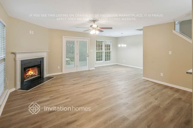 Building Photo - 5037 Silabert Ave