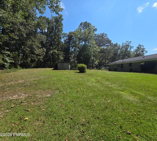 Building Photo - 2178 Campground Rd
