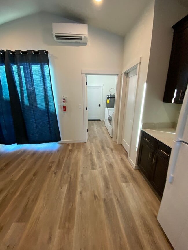Building Photo - New Home for Lease! 3br 3ba