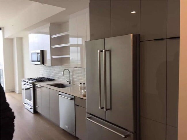 Foto del edificio - 788 West Marietta St NW