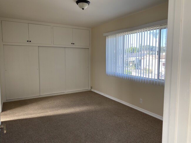 bedroom - 17100 Gramercy Plz