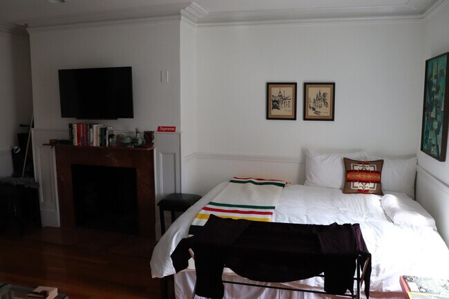 Foto del edificio - 249 Newbury St