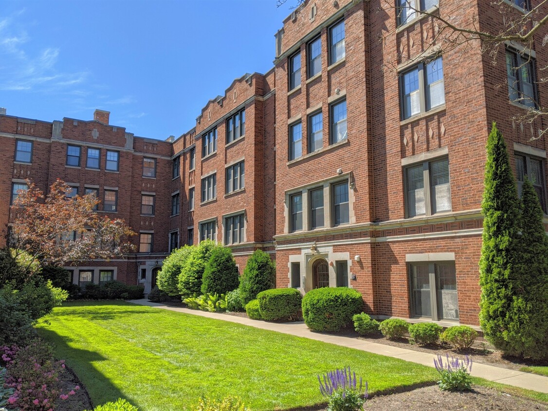 Primary Photo - 2314 Sherman Ave