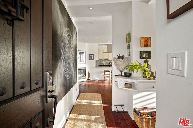 Foto del edificio - 1017 2nd St