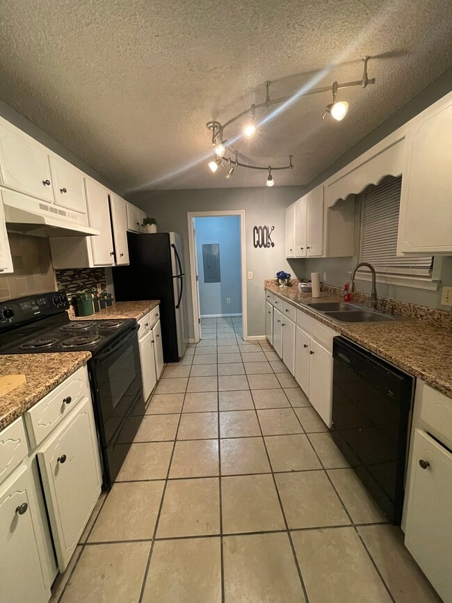 Building Photo - 1011 Barley Dr