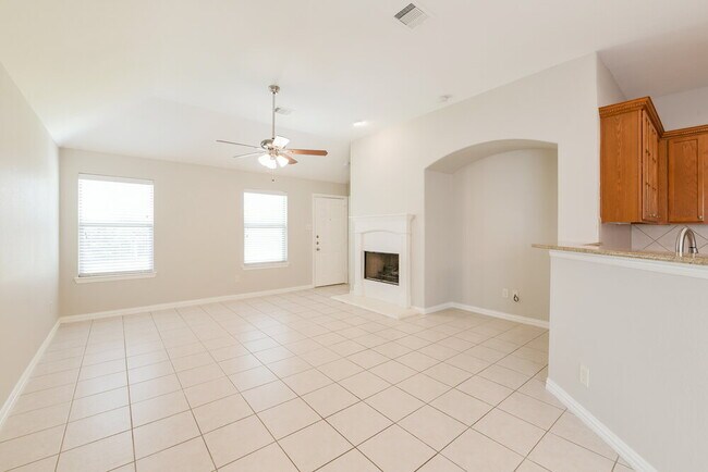 Building Photo - 3011 Lockeridge Village Dr