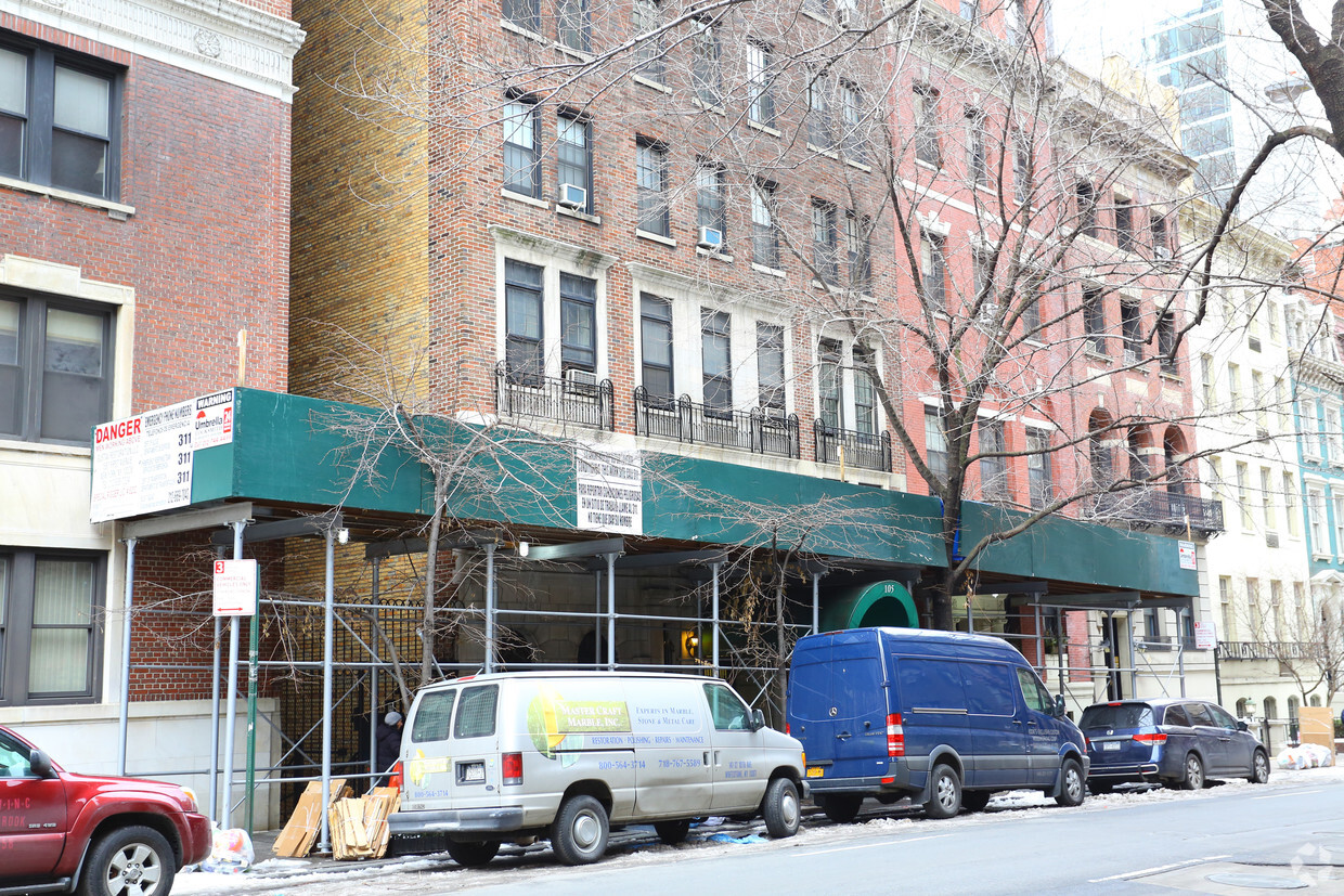 Building Photo - 103-105 E 38th St