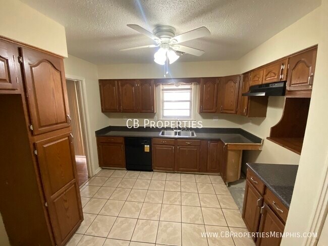 Foto del edificio - 3449 Lockwood St