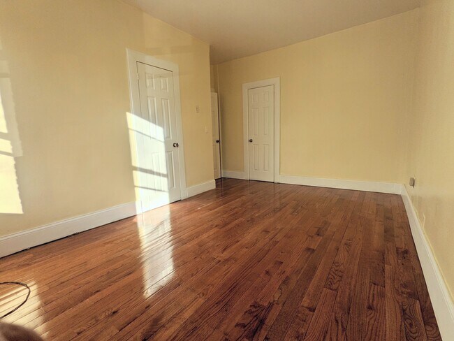 Foto del edificio - 3551 94th St