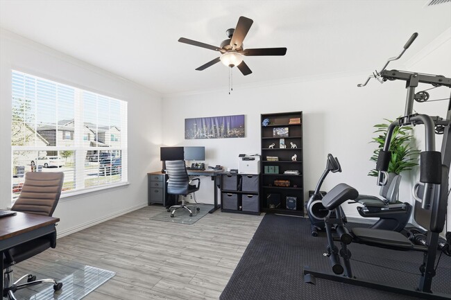 Foto del edificio - 1008 Elijah Dr