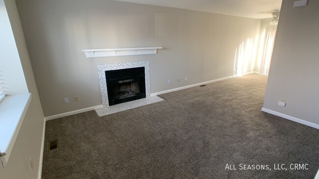 Building Photo - 1295 Soaring Eagle Drive