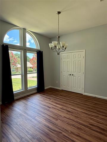 Foto del edificio - 5008 Dawnwood Ct