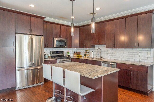 Foto del edificio - 63 Red Oak Ct