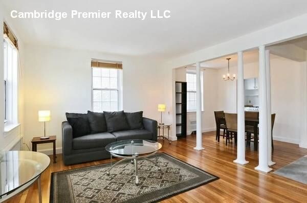 Primary Photo - 1715 Cambridge St