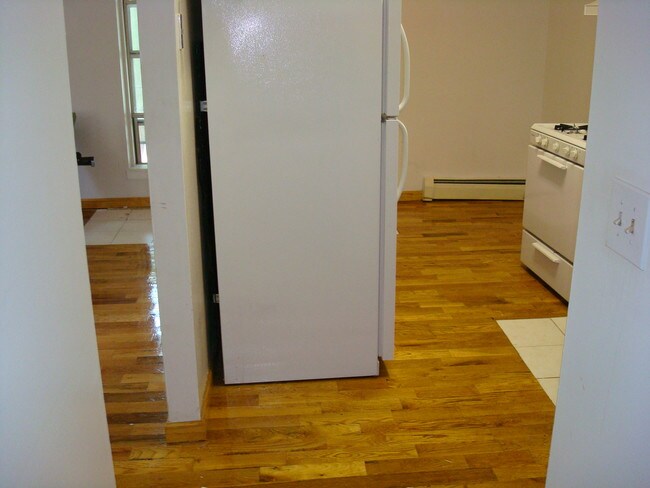 Foto del edificio - 118 Cottage St