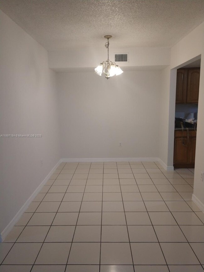 Building Photo - 580 NW 114th Ave