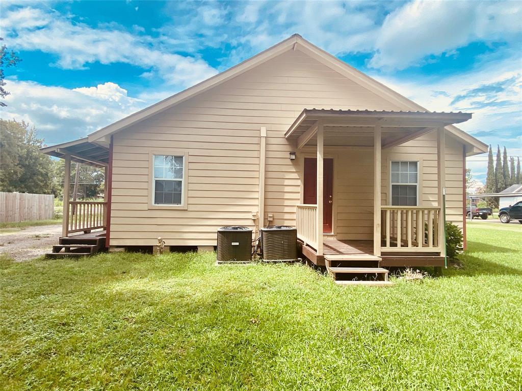 915 Battlebell Rd Unit A, Highlands, TX 77562 Condo for Rent in