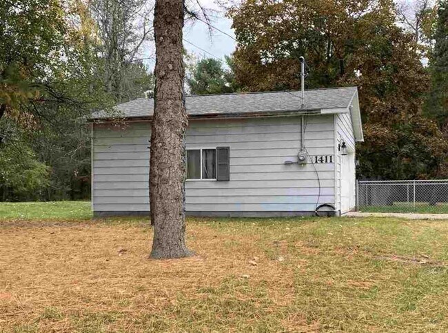 Foto del edificio - 1411 E Pine River Rd
